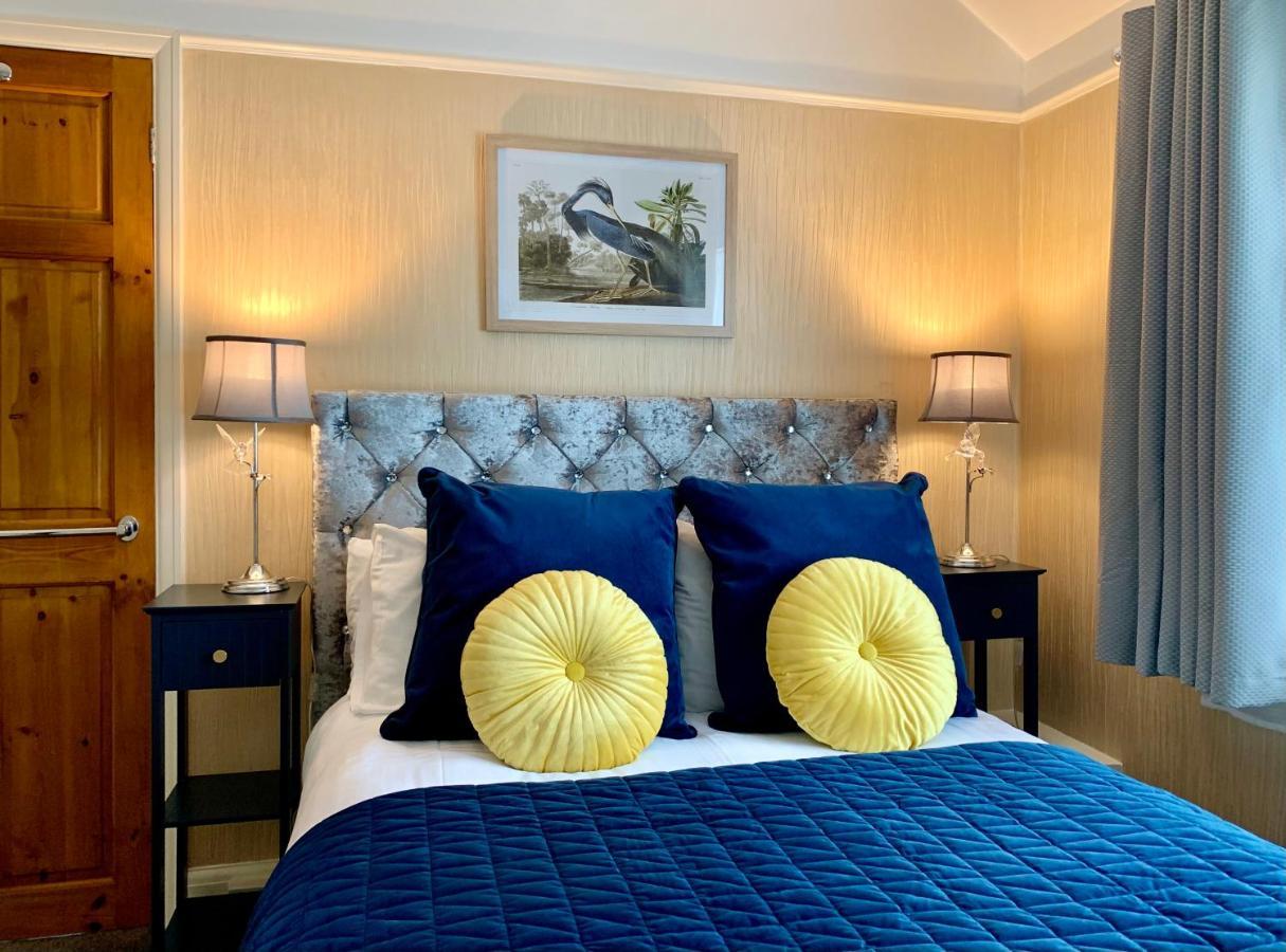 Sw Bed & Breakfast สวินดอน ภายนอก รูปภาพ